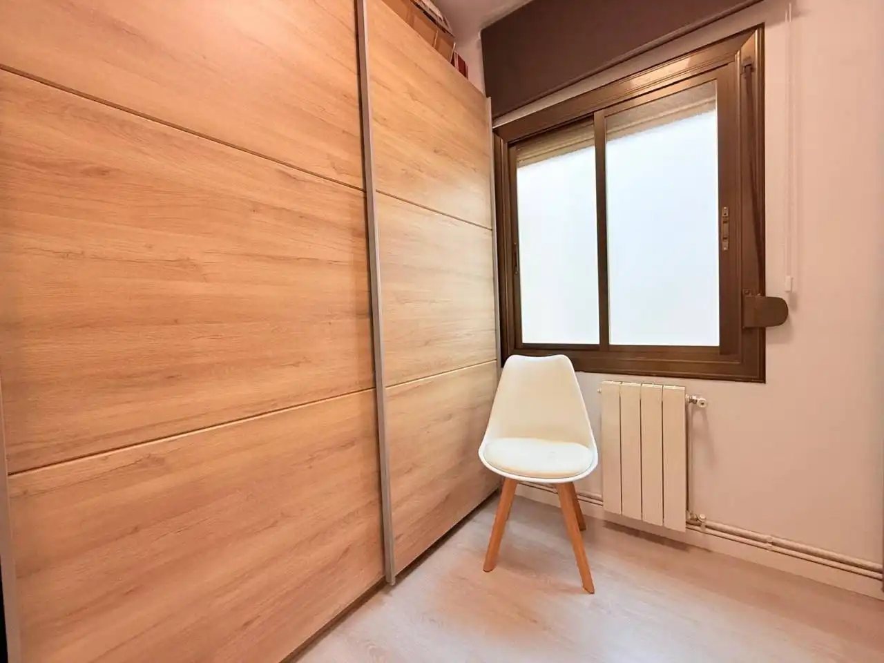 Schlafzimmer von Wohnung zum Verkauf in Sabadell mit Klimaanlage, Heizung und Privatgarten