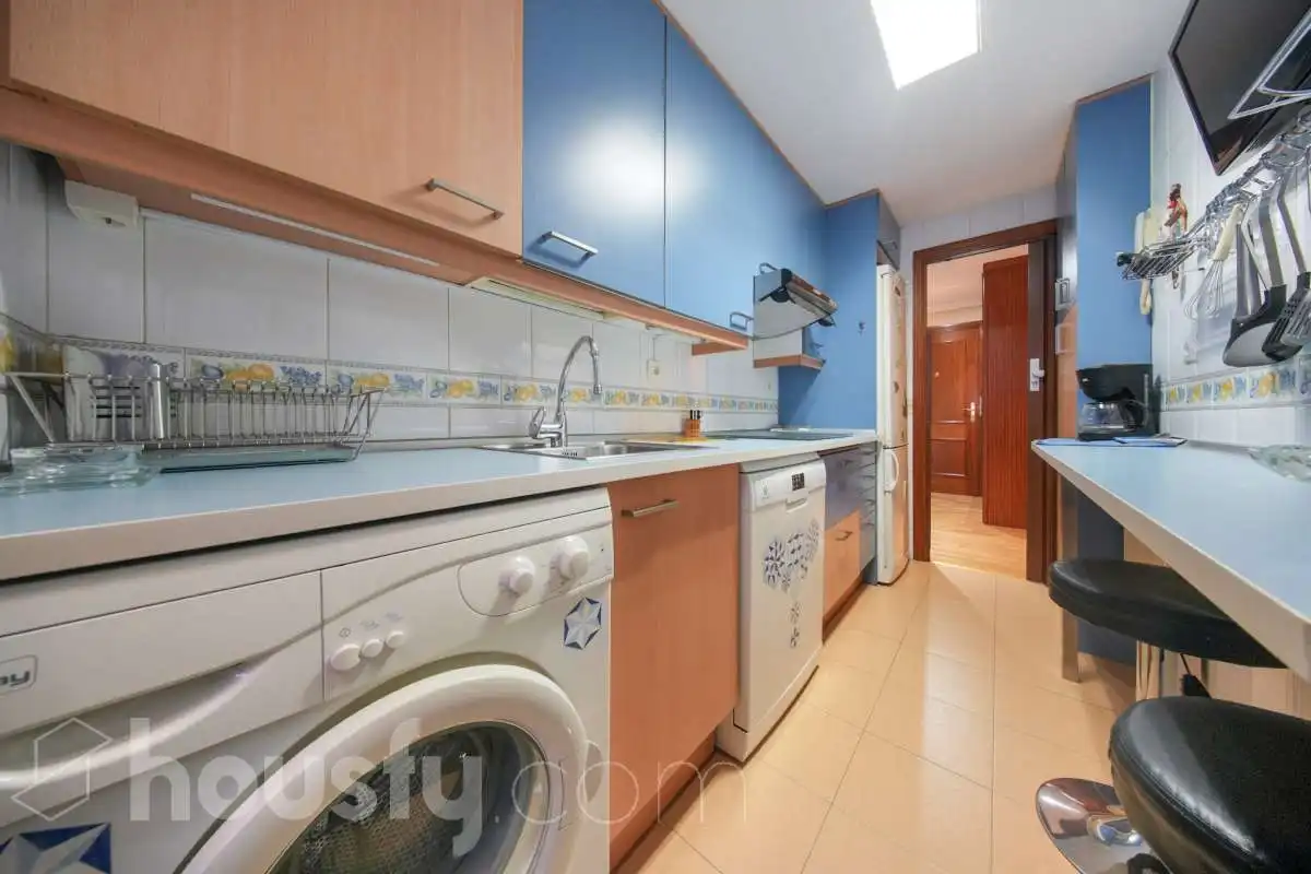 Flat with balcony for sale in Calle de Albalá ., imagen 20