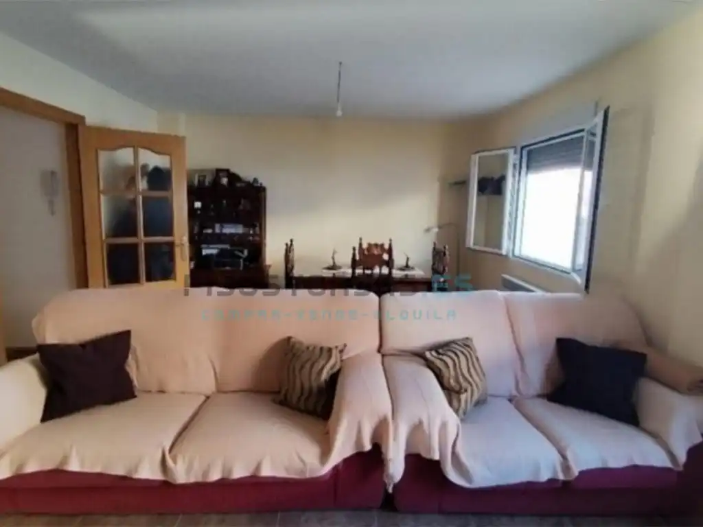Sala de estar de Casa adosada en venta en Landete con Terraza