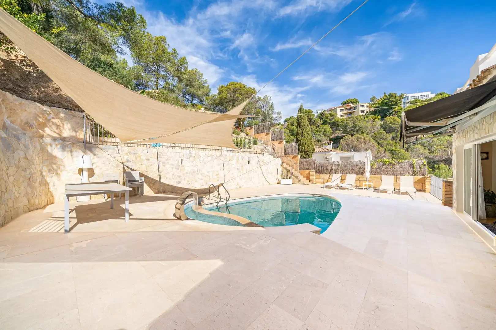 Piscina de Casa o xalet en venda en Calvià amb Aire condicionat, Calefacció i Jardí privat