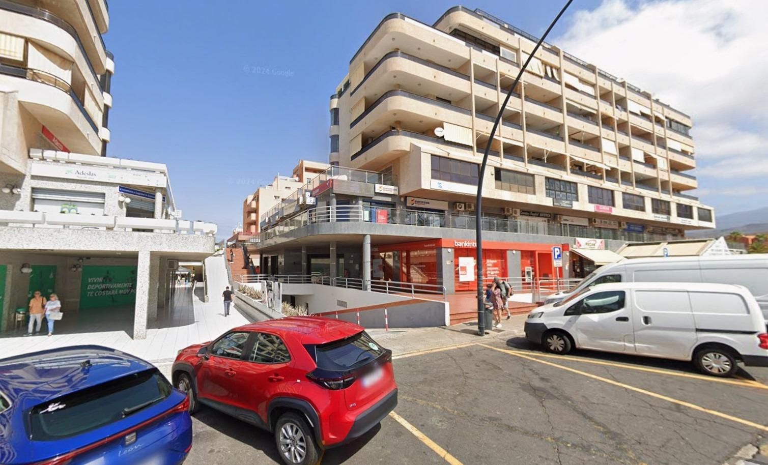 Exterior view of Garage for sale in Arona