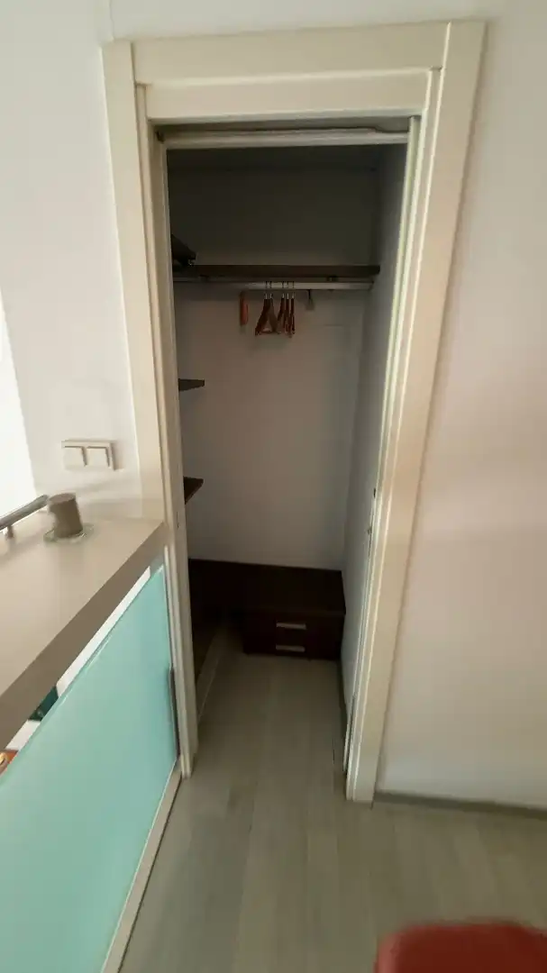 Wohnung zur Miete in Valencia mit Klimaanlage, Heizung und Parkett