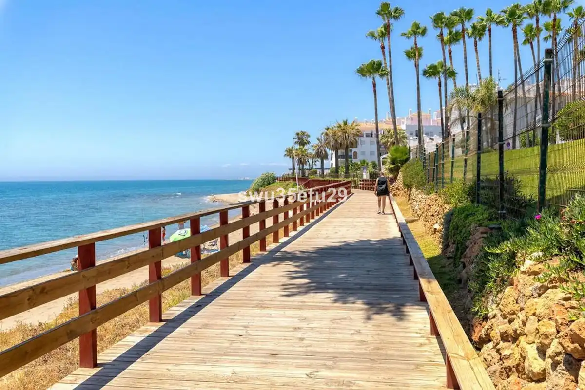 Exterior view of Study for sale in Mijas  with Air Conditioner, Heating and Swimming Pool