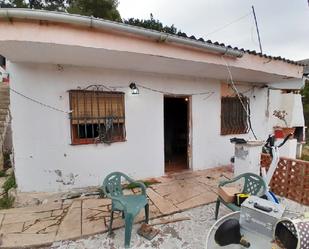 Vista exterior de Finca rústica en venda en Rubí