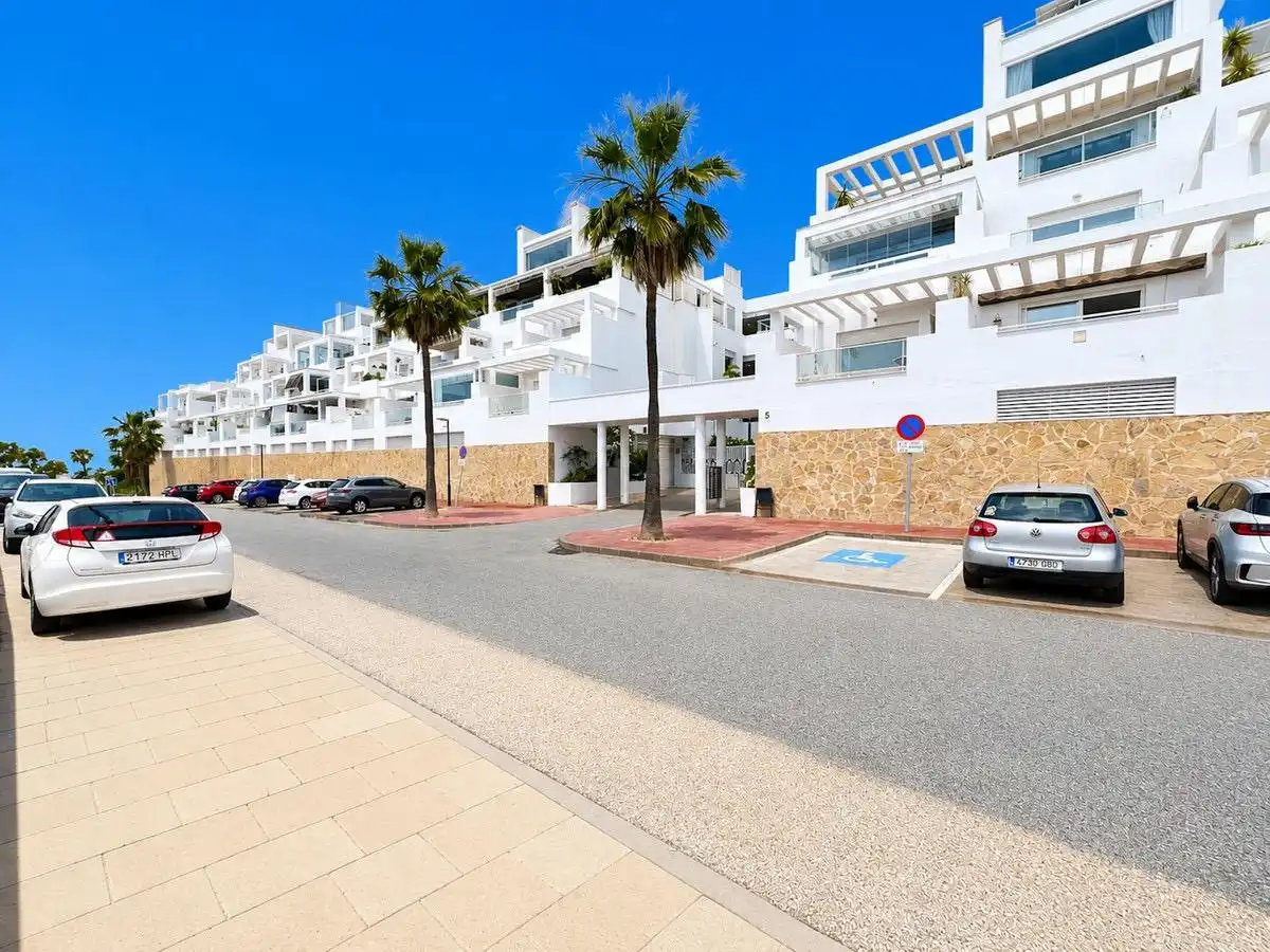Vista exterior de Pis en venda en Benalmádena amb Terrassa