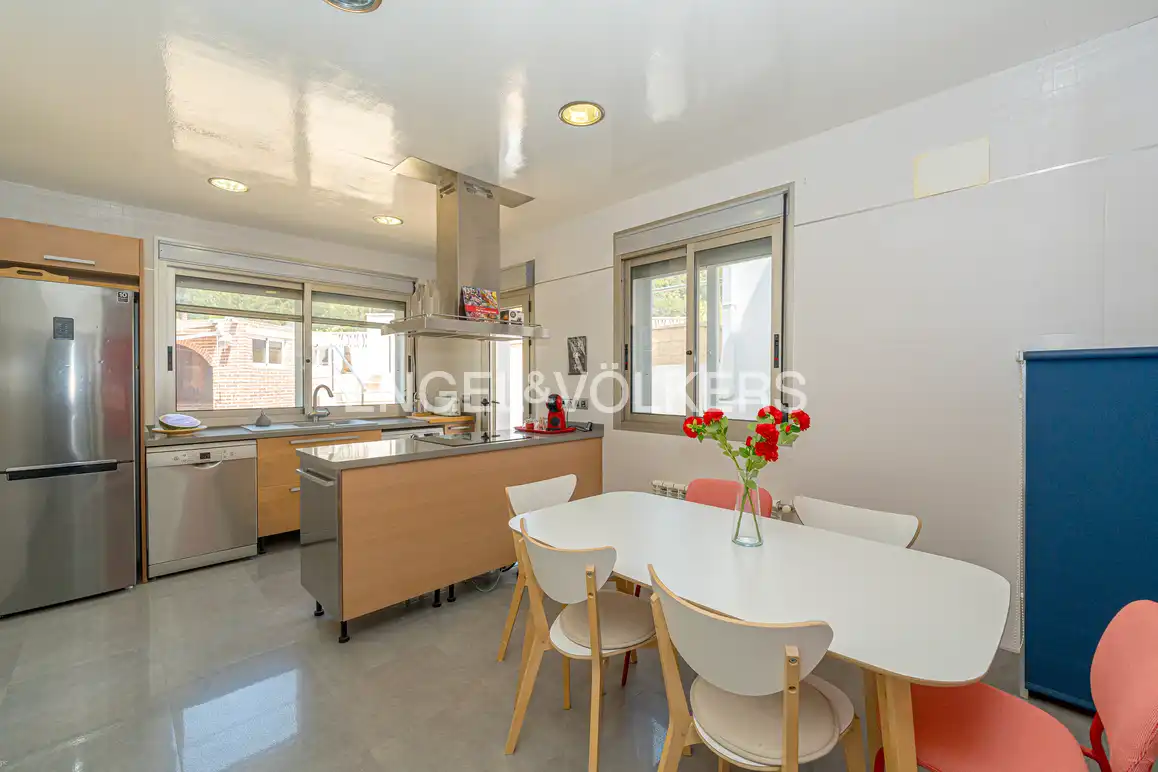 Cocina de Casa o chalet en venta en La Nucia con Aire acondicionado, Jardín privado y Piscina