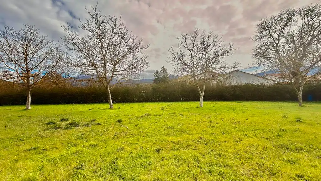 Residencial en venta en San Millán / Donemiliaga