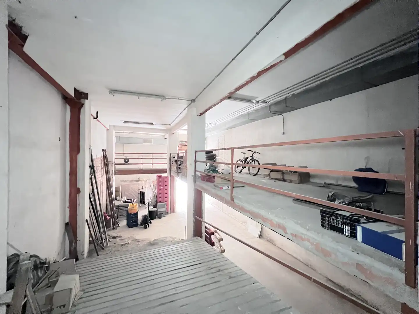 Local comercial en venta en Artigues - Llefià, imagen 3