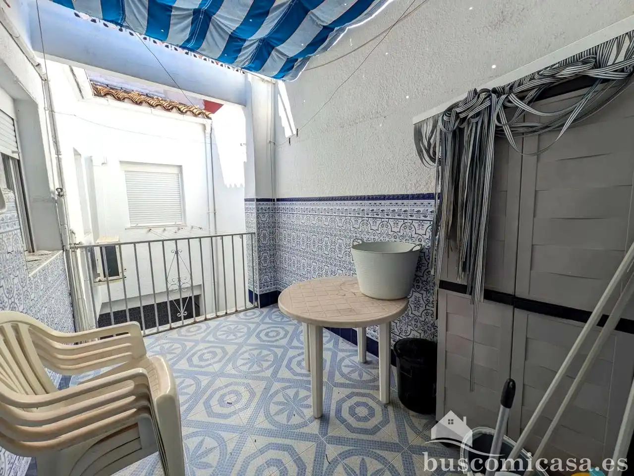 Dormitori de Casa o xalet en venda en Linares amb Aire condicionat, Terrassa i Balcó