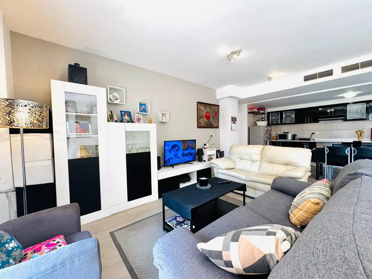 Sala de estar de Piso en venta en Villajoyosa / La Vila Joiosa con Aire acondicionado y Terraza