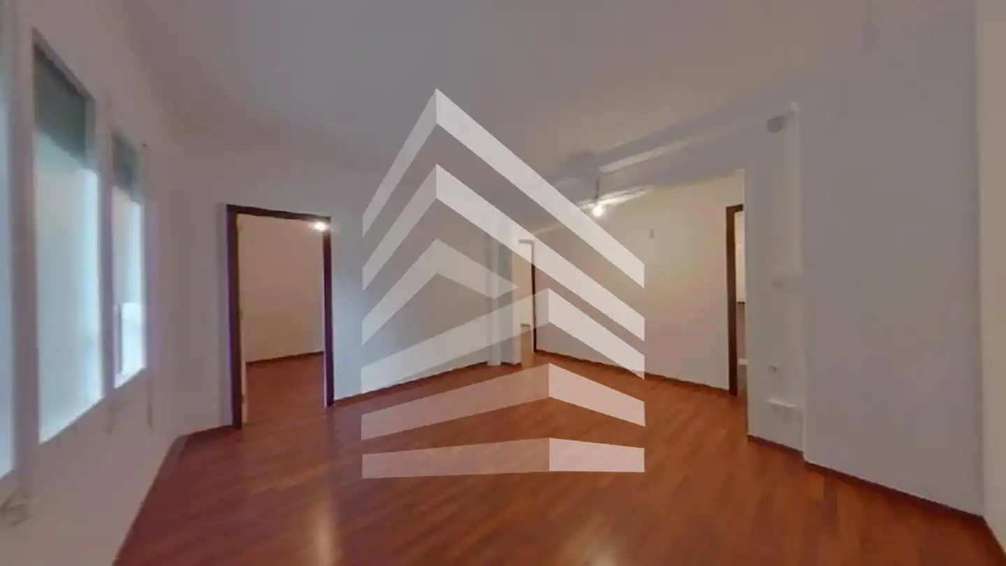 Sala d'estar de Planta baixa en venda en Barcelona amb Parquet