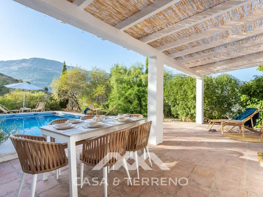 Terrassa de Finca rústica de lloguer en Colmenar amb Piscina