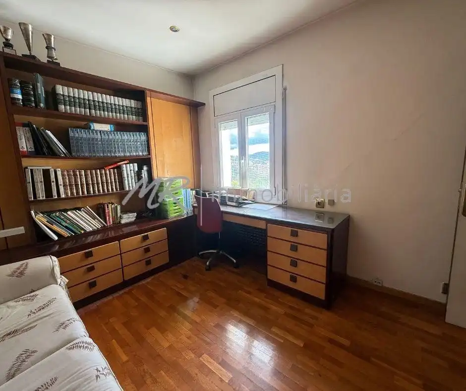 Piso en venta en Granollers con Calefacción, Trastero y Amueblado