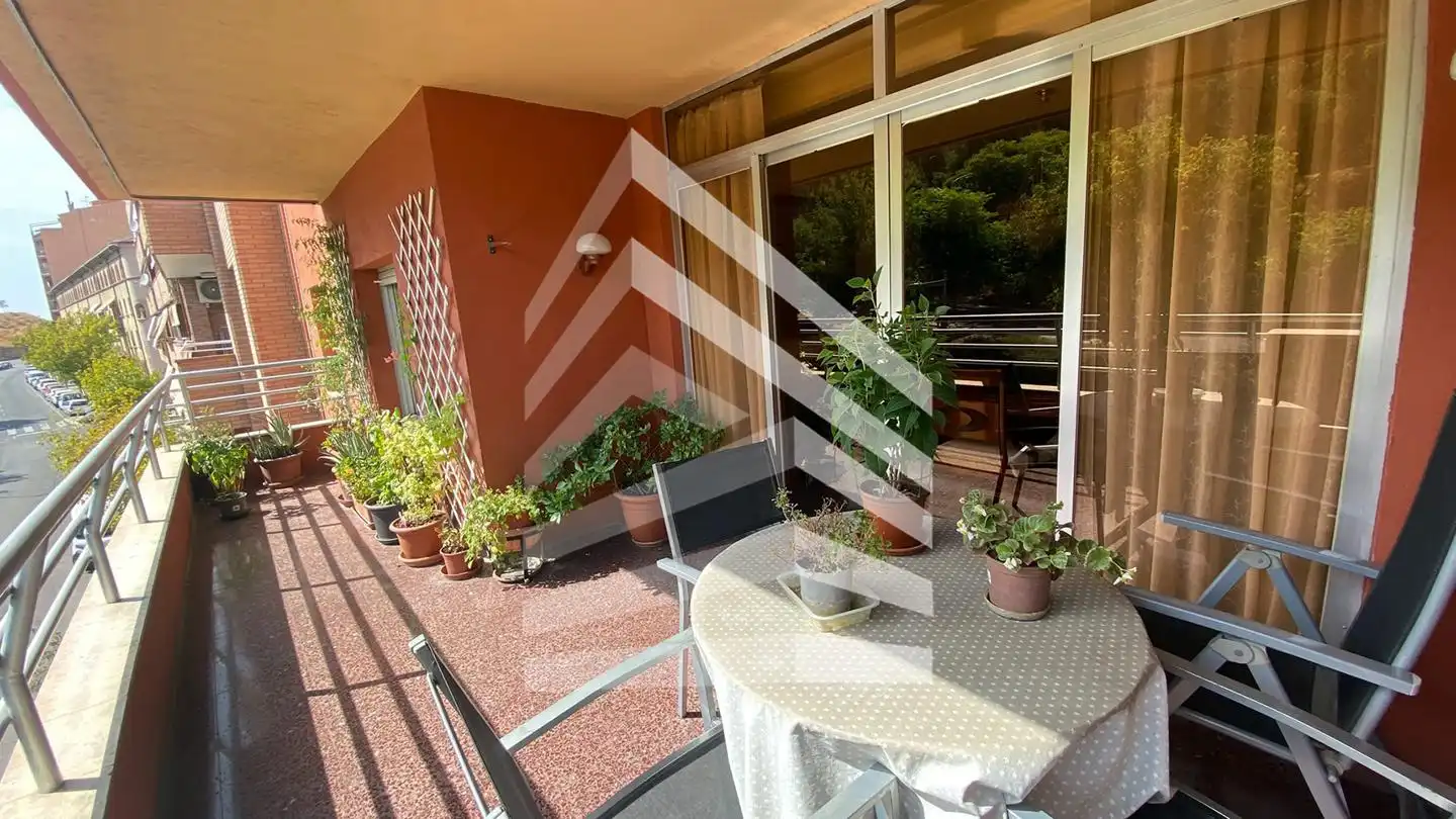 Appartement avec terrasse à vendre à Plaça Exèrcit, imagen 3