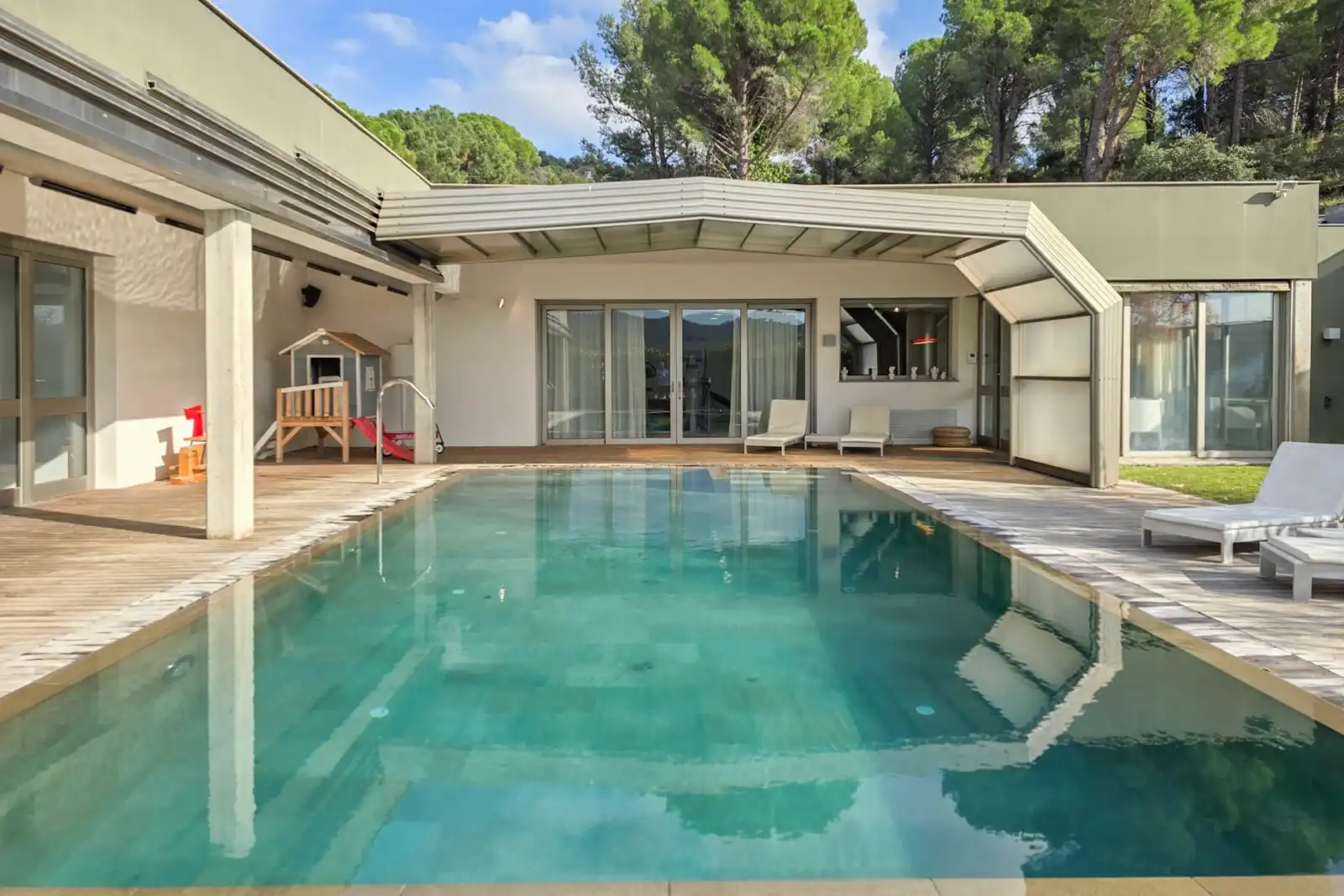 Piscina de Casa o chalet en venta en La Jonquera con Aire acondicionado, Calefacción y Jardín privado