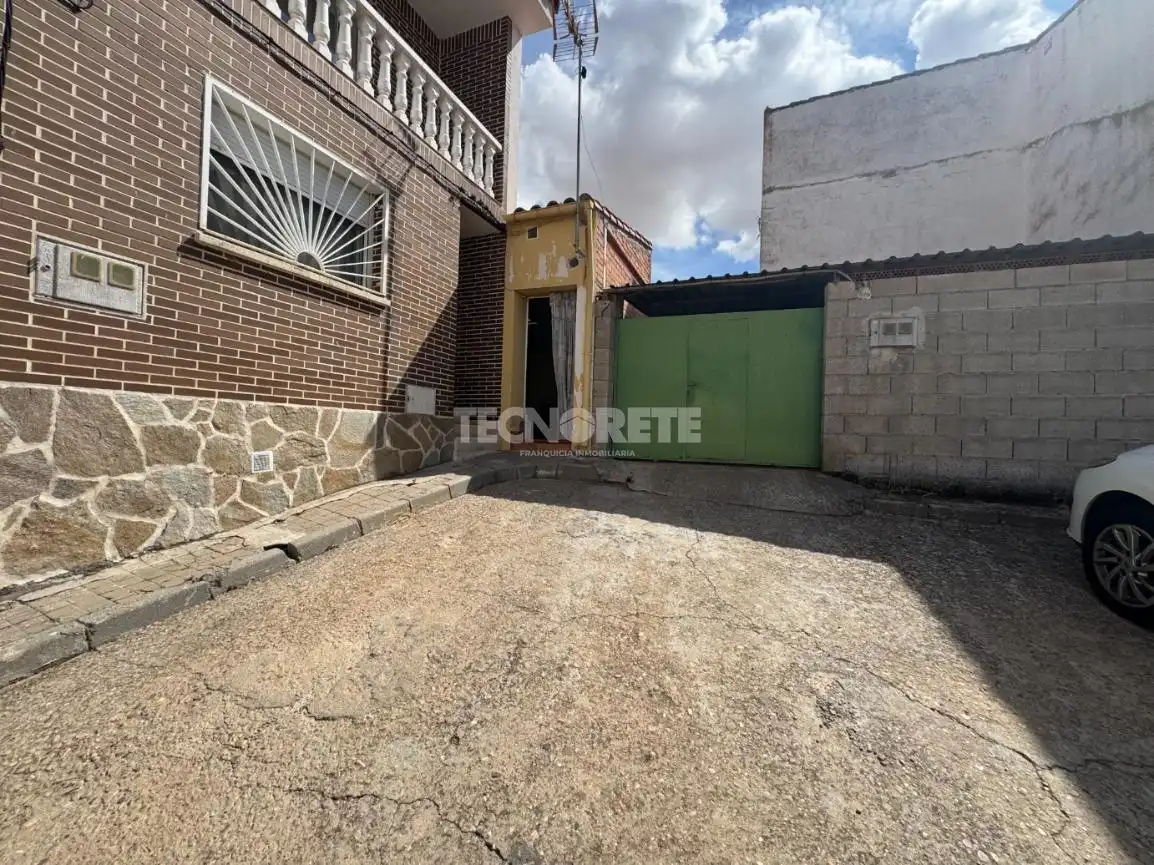 Vista exterior de Finca rústica en venda en Tórtola de Henares