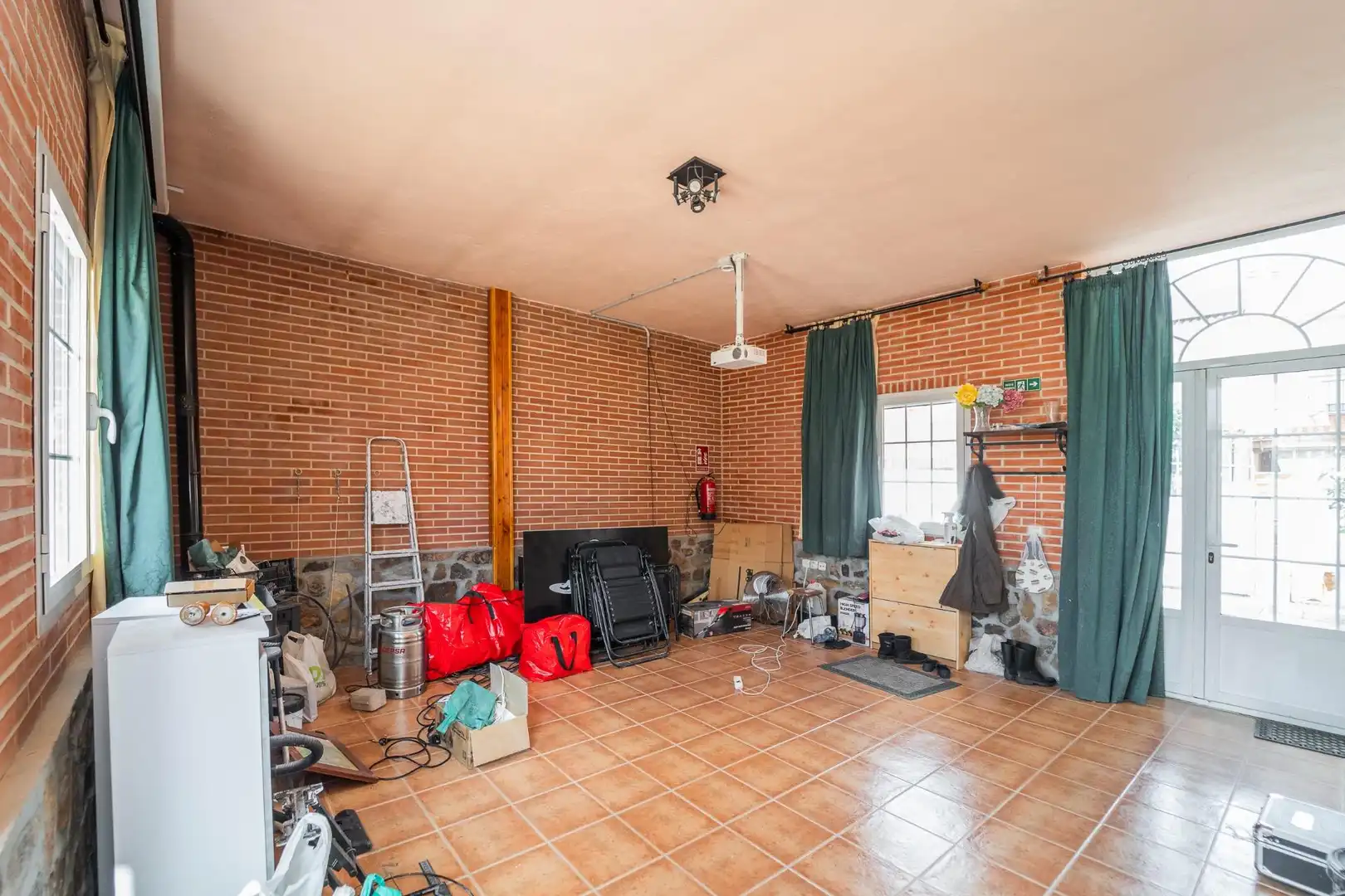 Casa adosada en venta en Cedillo del Condado con Calefacción, Jardín privado y Terraza