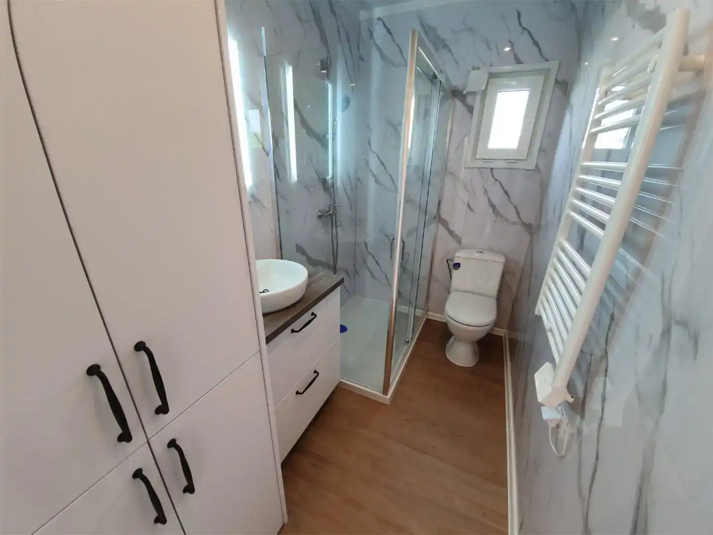 Bany de Apartament en venda en  Madrid Capital amb Aire condicionat