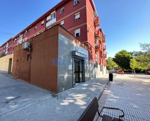 Vista exterior de Local de lloguer en  Madrid Capital amb Aire condicionat