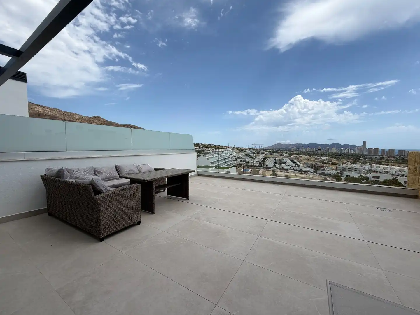 Terrasse von Dachboden zur Miete in Finestrat mit Klimaanlage, Heizung und Privatgarten