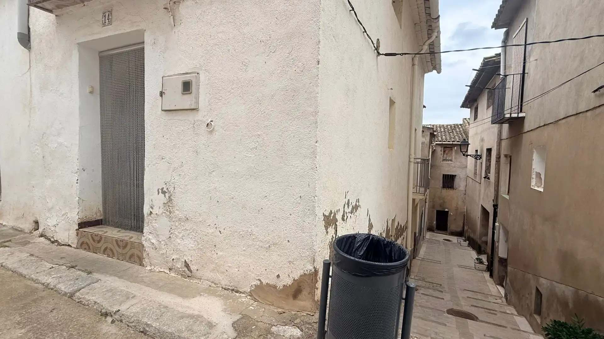 Exterior view of Houses for sale in Fanzara  with Terrace, Storage room and Balcony