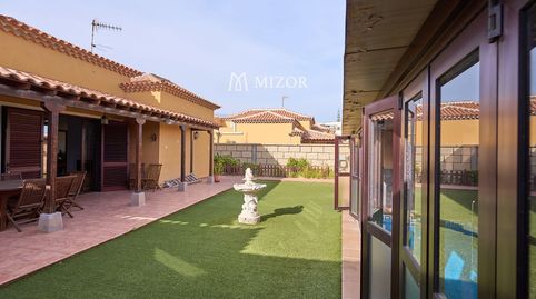 Foto 2 de Casa o chalet en venta en Calle Labrusca, Cho - Parque de la Reina, Arona
