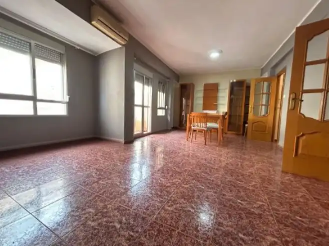 Vista exterior de Pis en venda en Catarroja amb Aire condicionat i Balcó