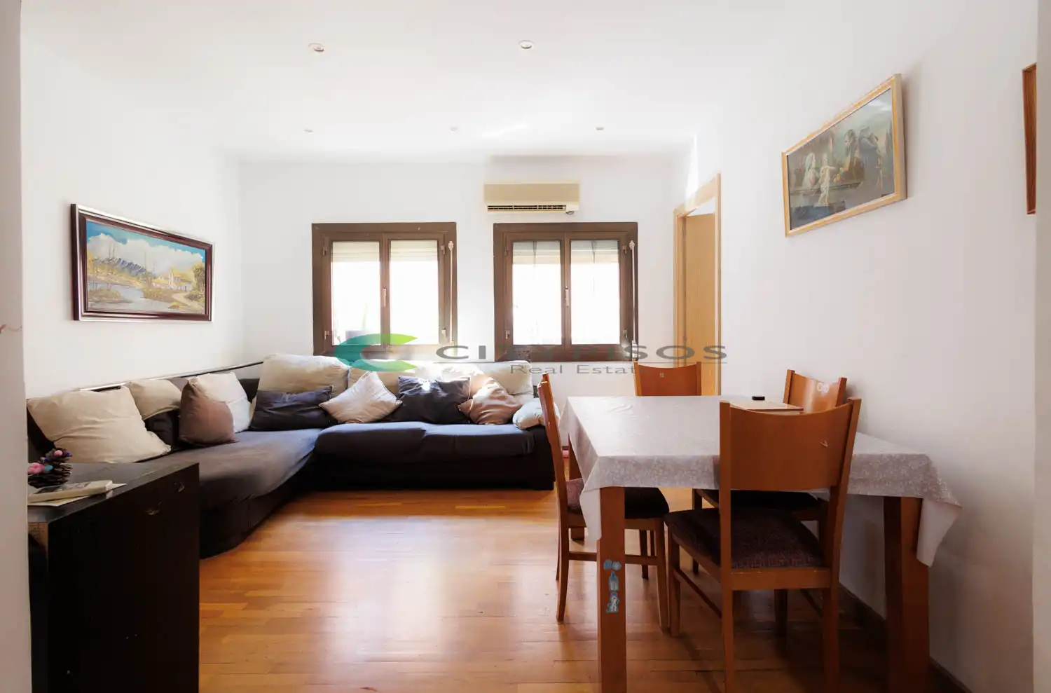 Piso con ascensor en venta en Carrer del Cadí