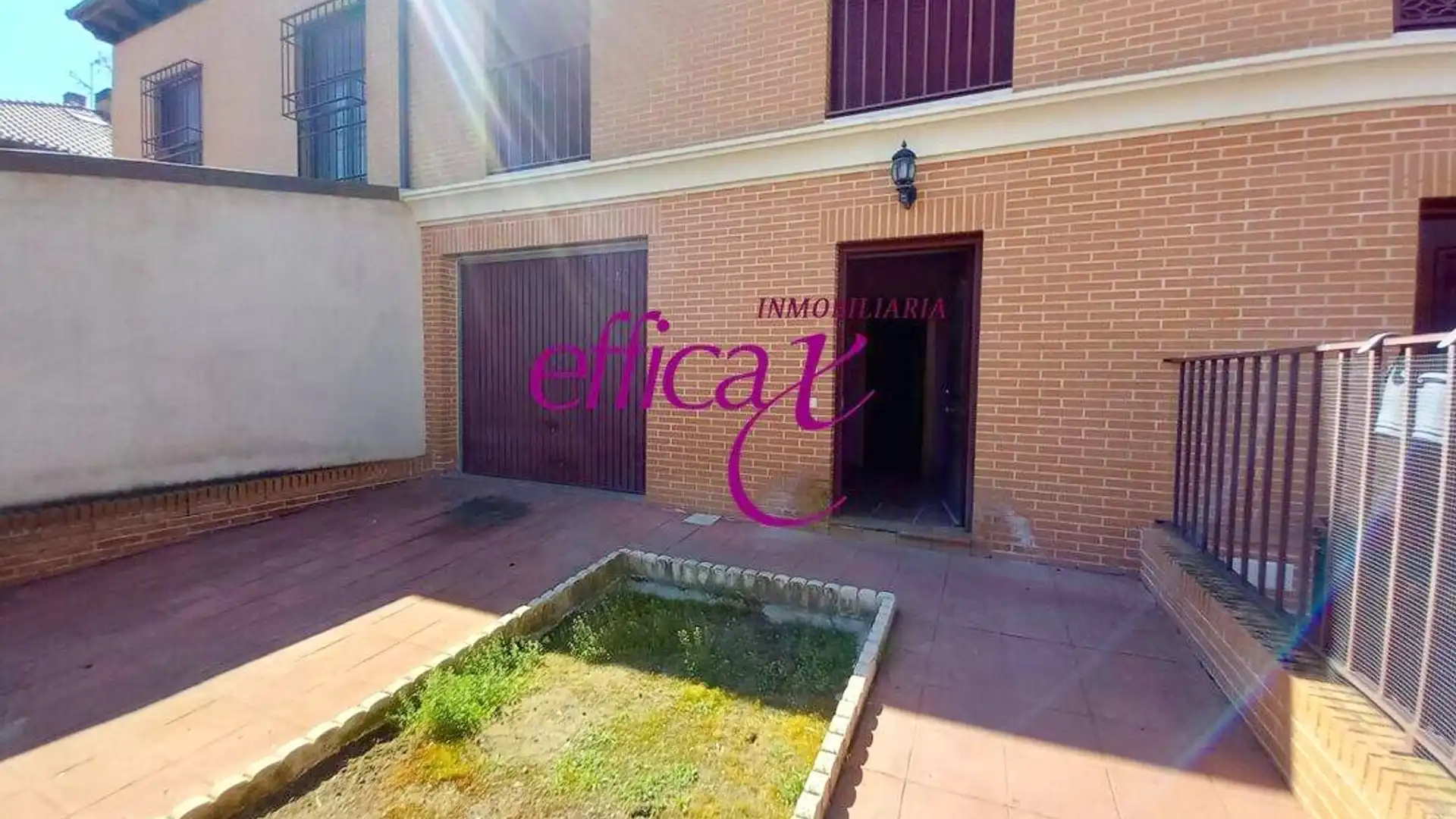 Vista exterior de Casa o chalet en venta en Torrijos con Calefacción