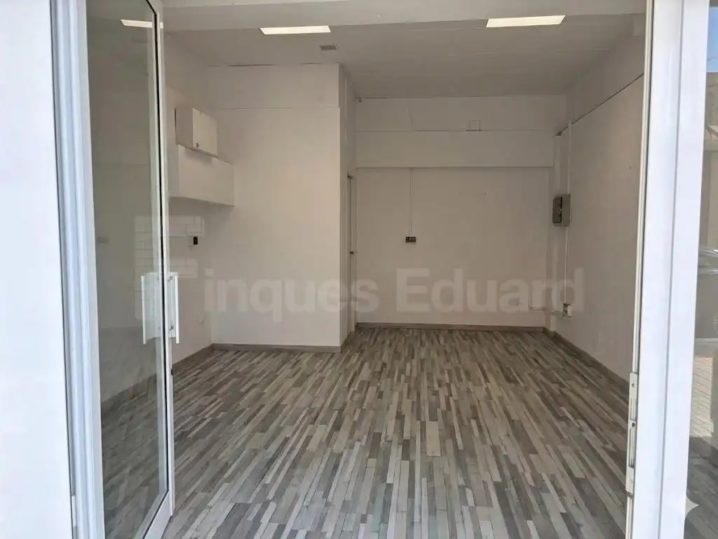 Local comercial de lloguer a Dosrius poble