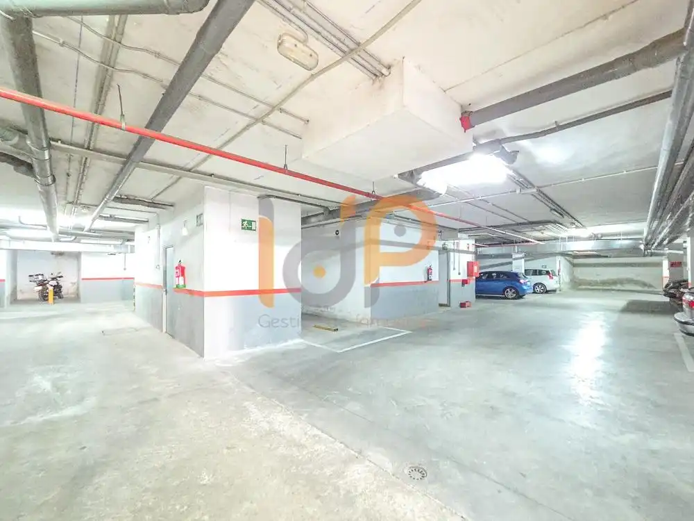 Parking de Dúplex en venta en Garrucha con Aire acondicionado, Terraza y Trastero
