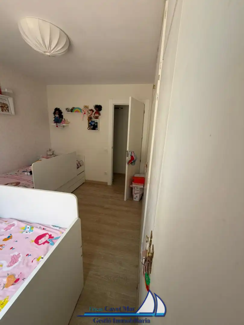 Dormitori de Casa adosada en venda en Cambrils amb Aire condicionat, Calefacció i Jardí privat