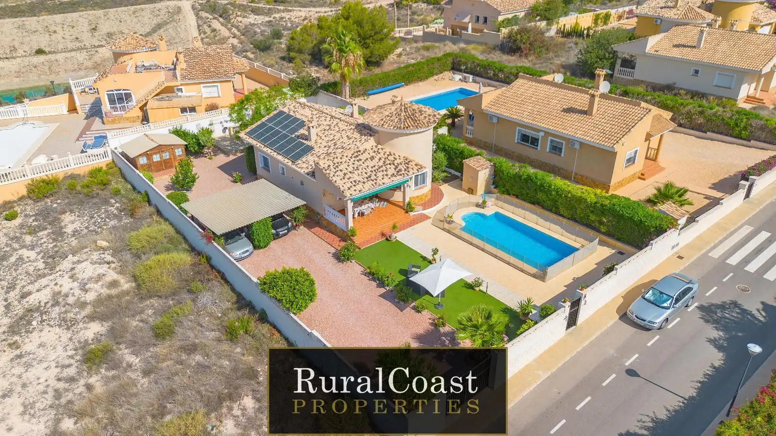 Vista exterior de Casa o chalet en venta en Busot con Calefacción, Terraza y Trastero