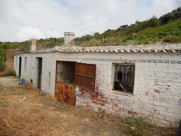 Casa rustica con giardino in vendita a Arenas