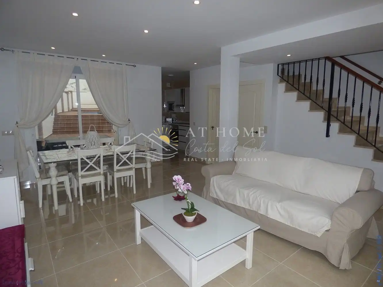 Living room of Houses for sale in Nerja  with Air Conditioner, Terrace and Storage room