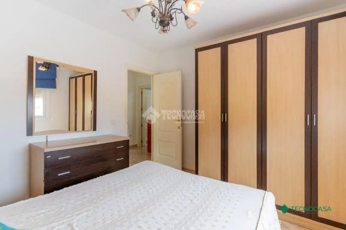 Bedroom of Detached homes for sale in Roquetas de Mar  with Air Conditioner and Terrace