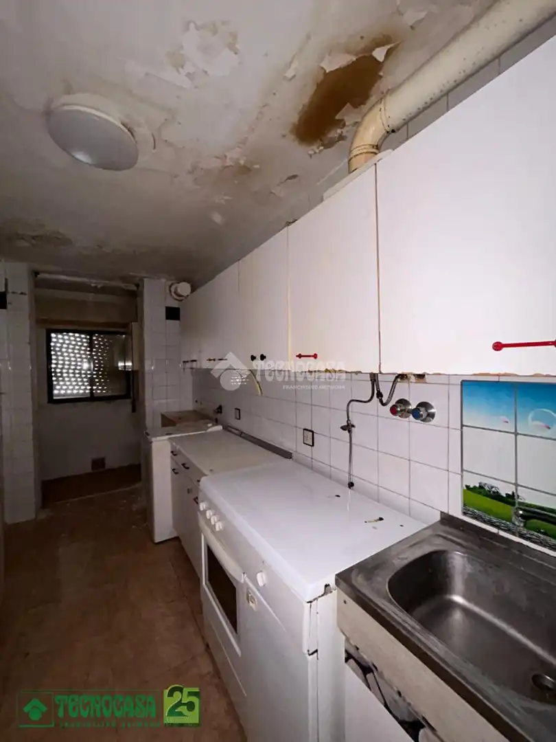 Cuina de Pis en venda en Huerta de Valdecarábanos amb Aire condicionat, Calefacció i Terrassa