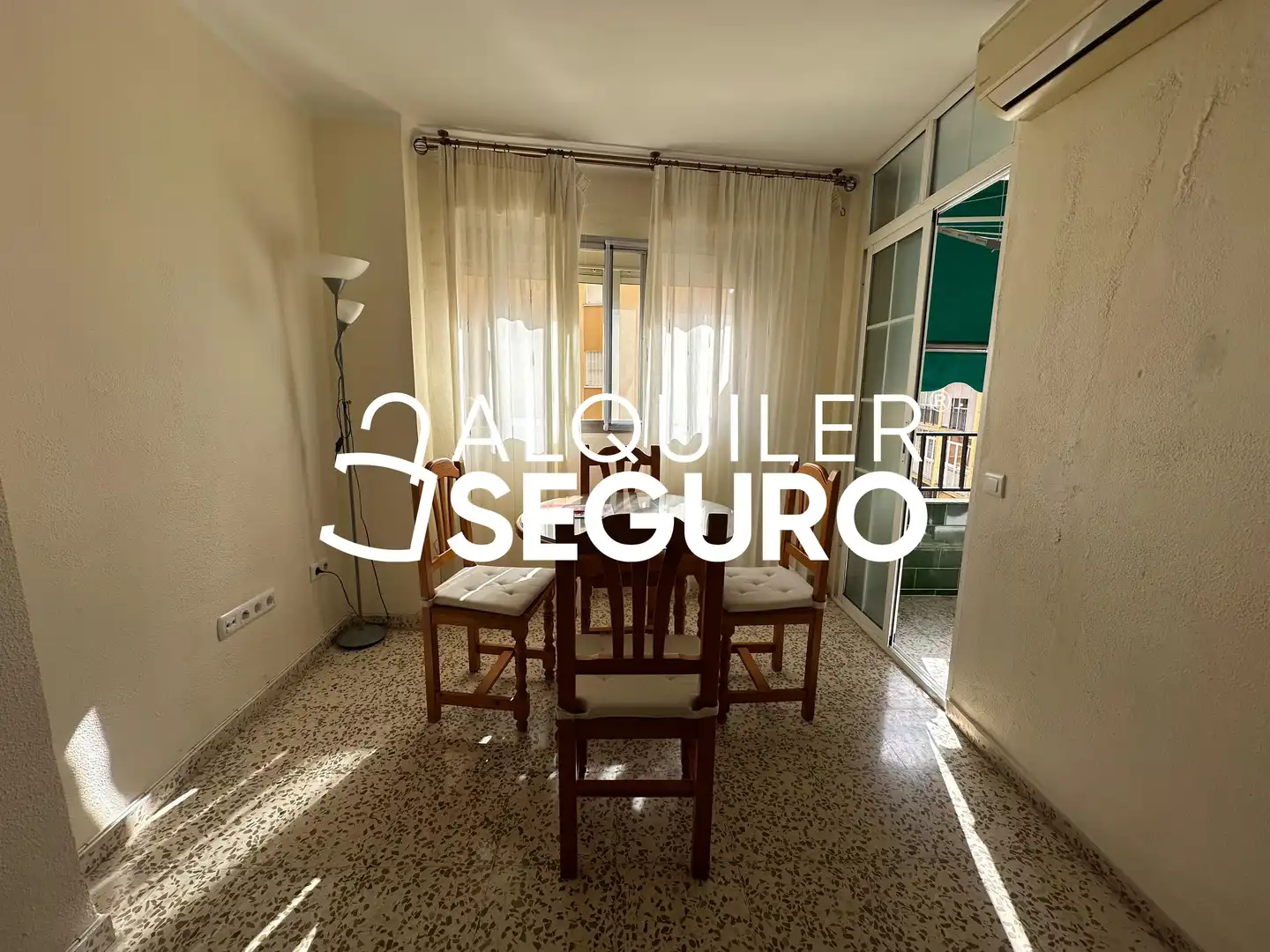 Flat for rent in Málaga  with Air Conditioner, Terrace and Furnished