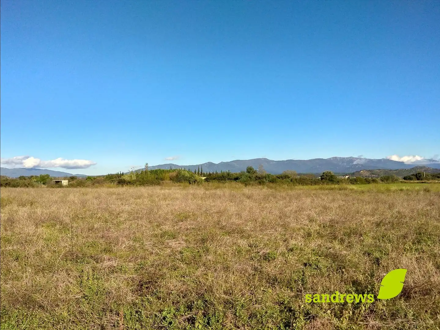 Rural land for sale in Cabanes (Girona)