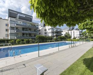 Swimming pool of Flat to rent in Majadahonda  with Air Conditioner, Terrace and Balcony