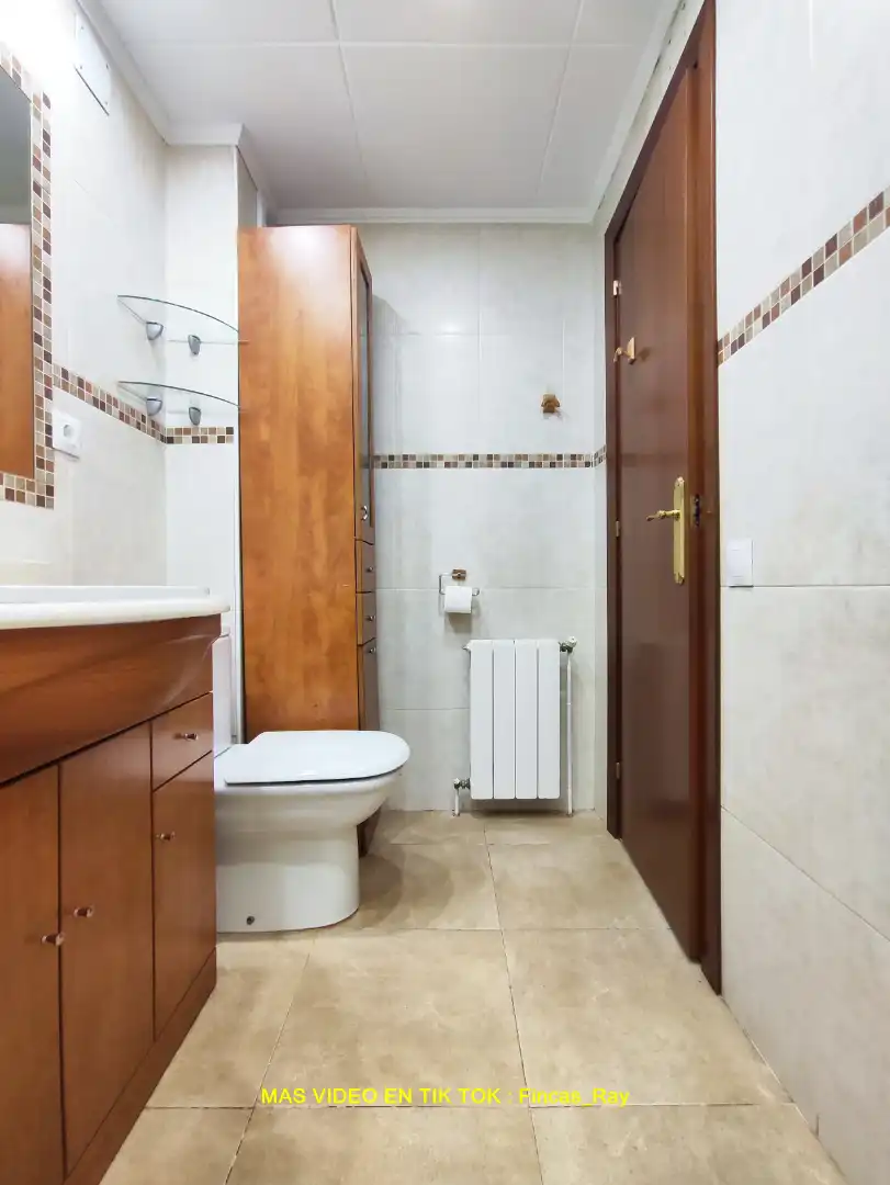 Baño de Piso en venta en Caldes de Montbui con Aire acondicionado, Calefacción y Horno