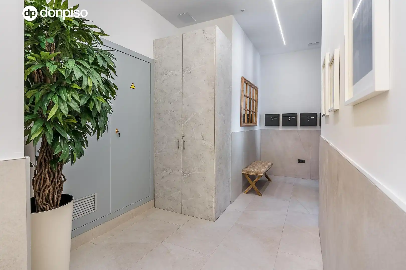 Planta baixa en venda en Granada amb Moblat i Piscina comunitària