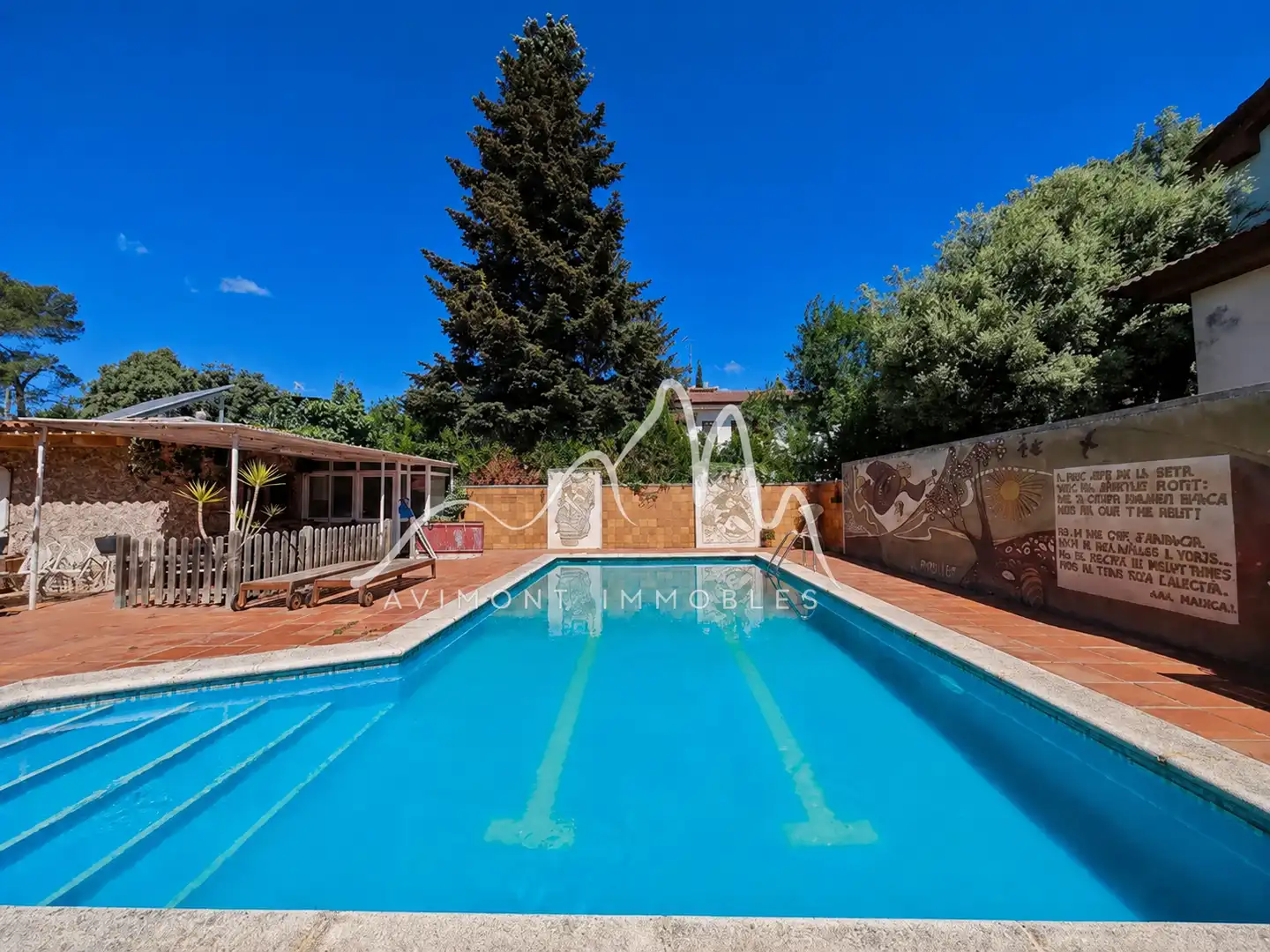 Piscina de Casa o chalet en venta en Collbató con Aire acondicionado, Calefacción y Jardín privado