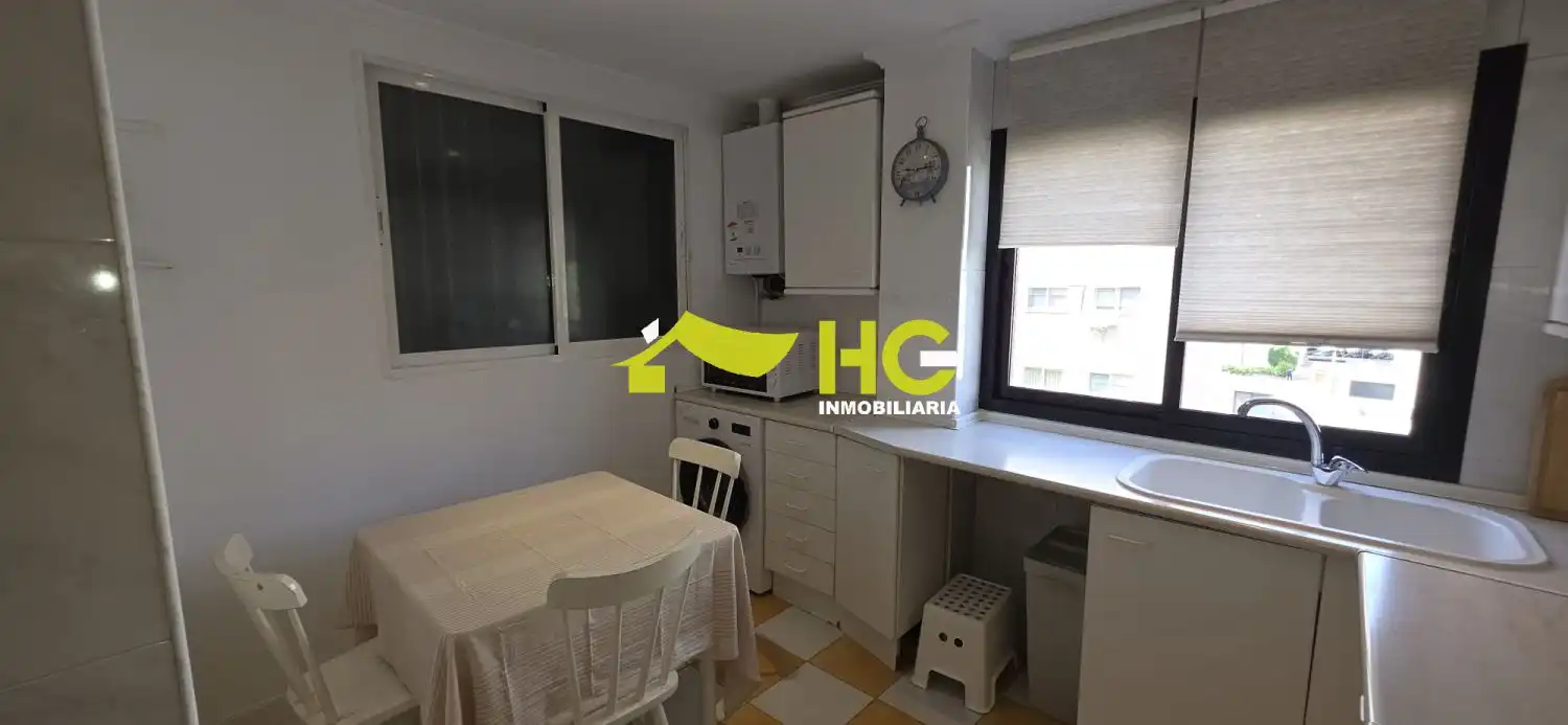 Cuina de Pis de lloguer en Alcorcón amb Aire condicionat, Calefacció i Parquet