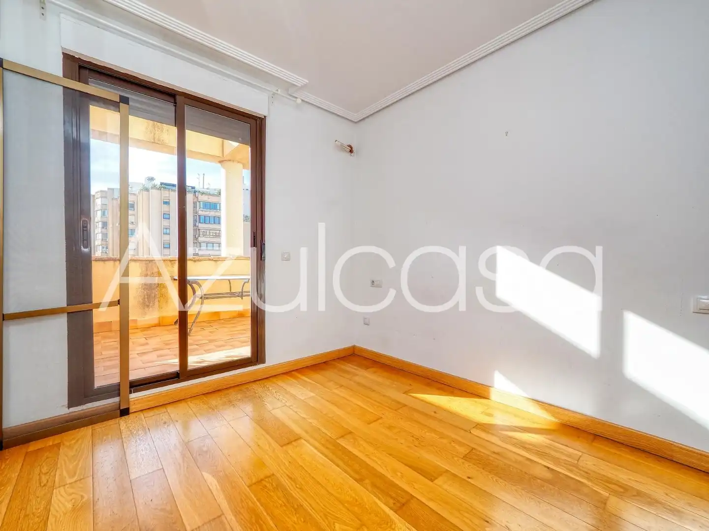 Dormitori de Àtic en venda en Alicante / Alacant amb Aire condicionat, Parquet i Terrassa