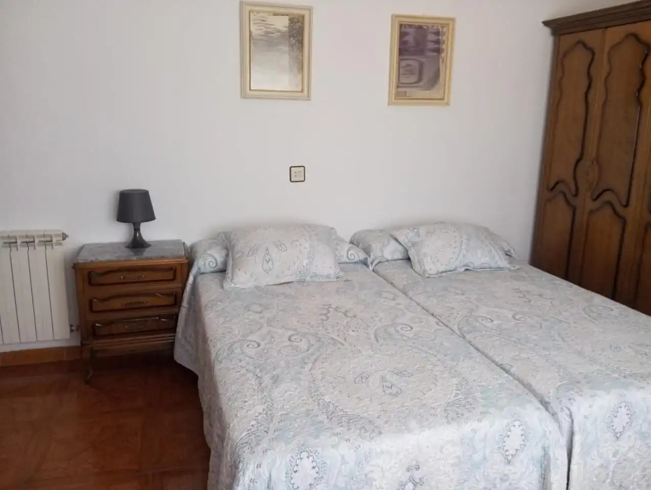 Dormitori de Local en venda en Garrafe de Torío amb Terrassa