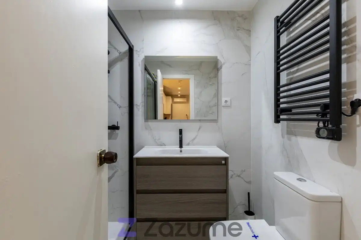 Study for rent in C. de Martín de los Heros, Argüelles