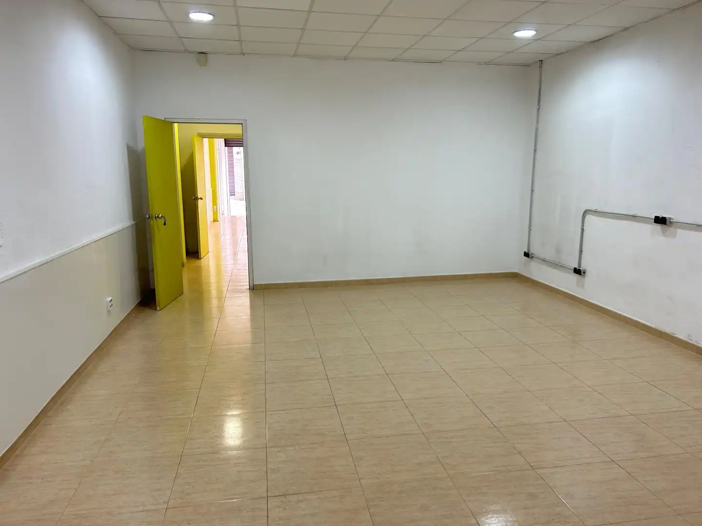 Local comercial en venda a Cerdanyola, imagen 5