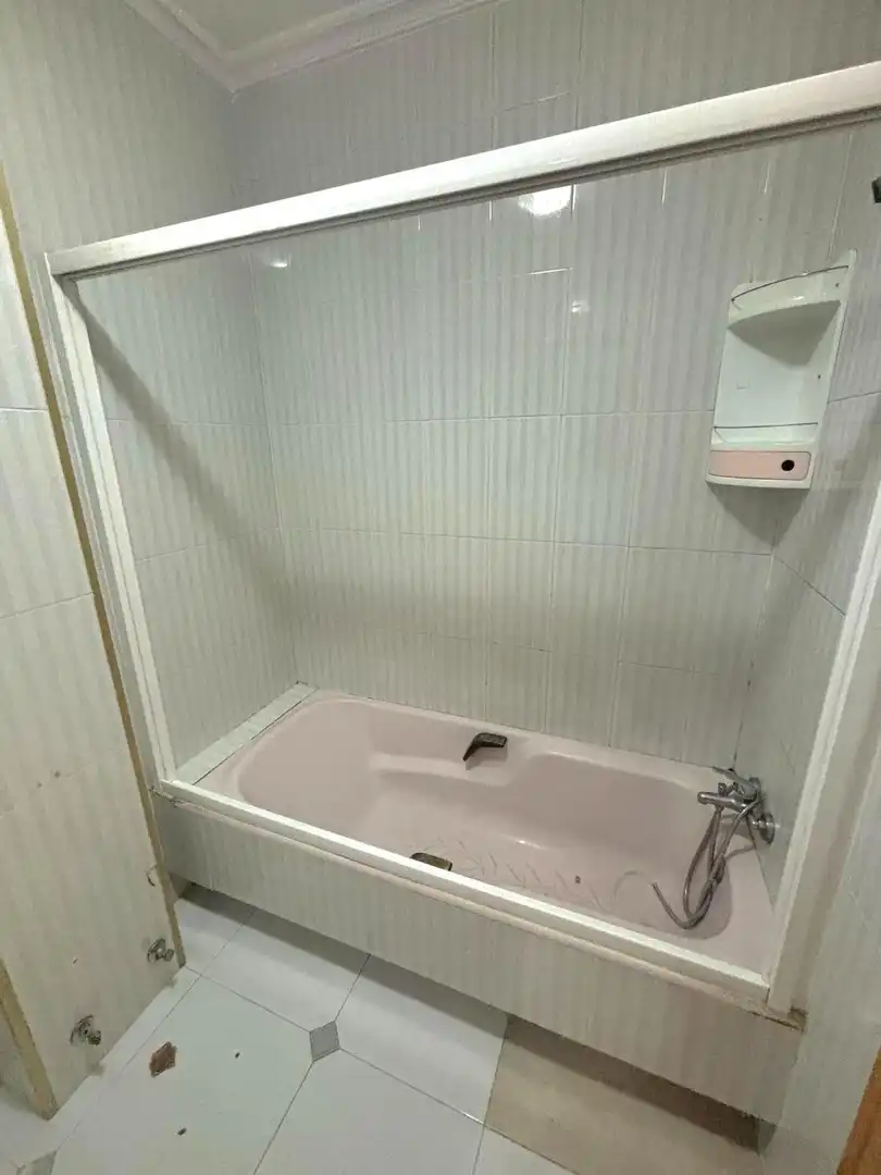 Bathroom of Flat for sale in Murcia  with Terrace, Storage room and Balcony