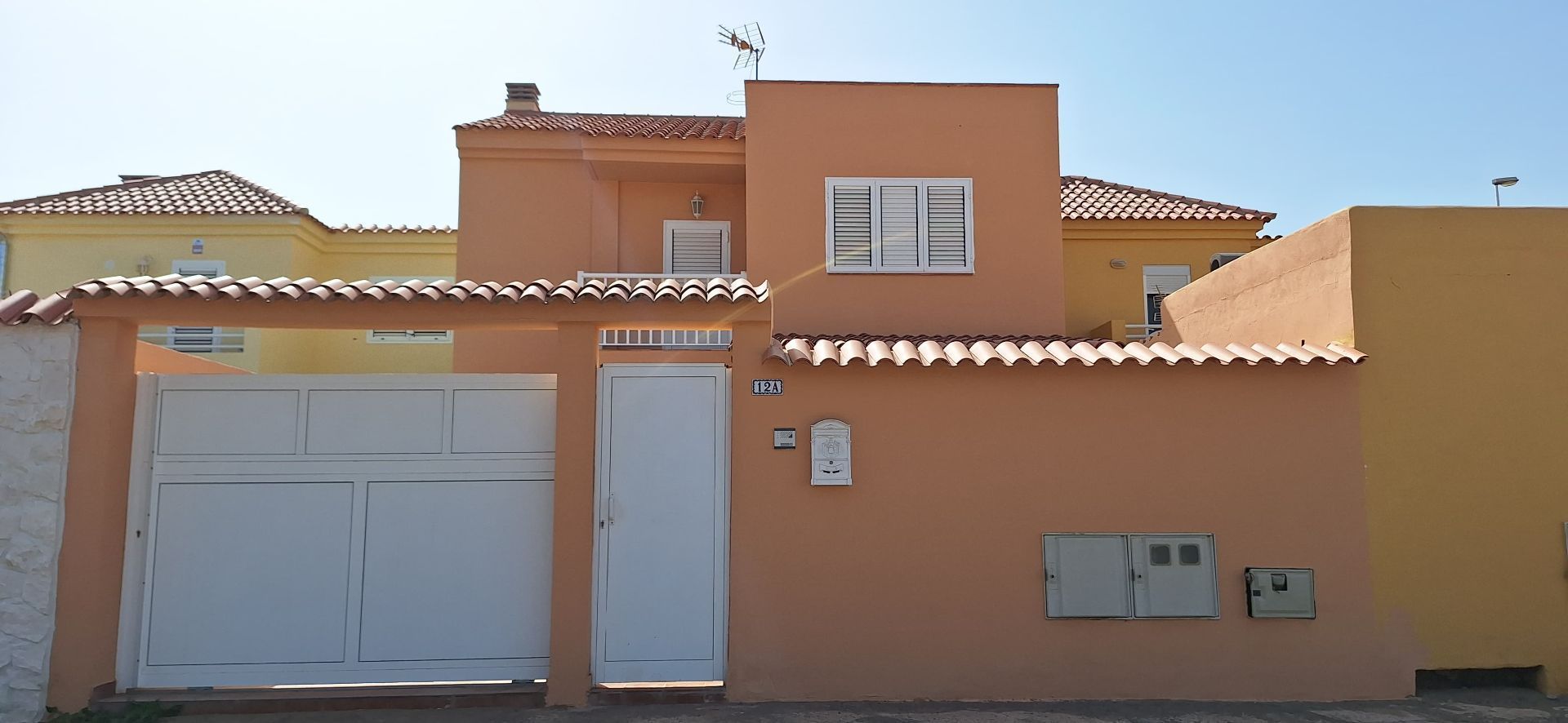 Vista exterior de Dúplex en venda en Tuineje amb Aire condicionat, Terrassa i Moblat